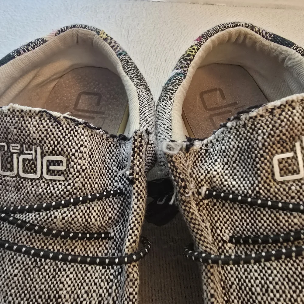 Hey Dude Men's Wally Funk Etno Slip-on shoes size 9